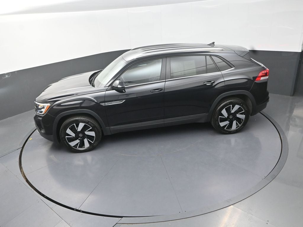 2026 Volkswagen Atlas Cross Sport SE w/Technology