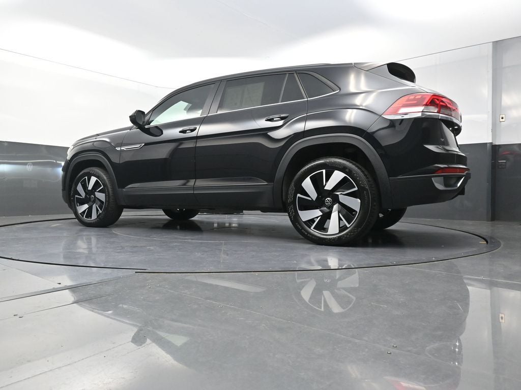 2026 Volkswagen Atlas Cross Sport SE w/Technology