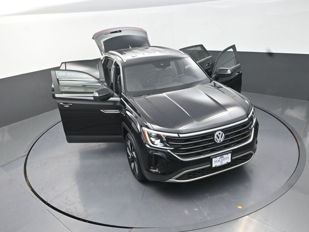 2026 Volkswagen Atlas Cross Sport SE w/Technology