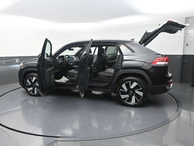 2026 Volkswagen Atlas Cross Sport SE w/Technology