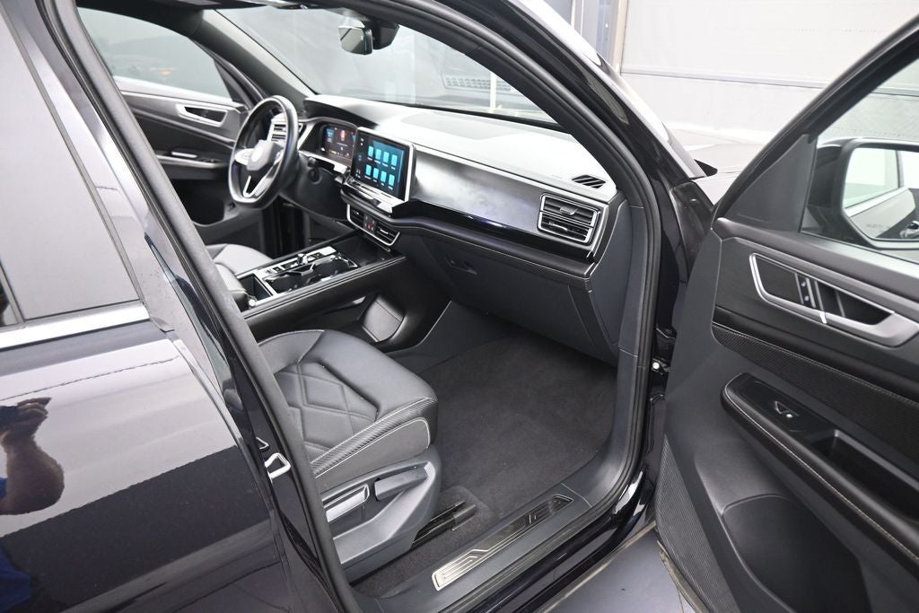 2026 Volkswagen Atlas Cross Sport SE w/Technology