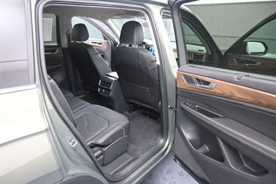 2026 Volkswagen Atlas SE w/Technology