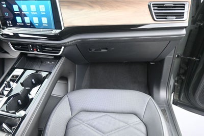 2026 Volkswagen Atlas SE w/Technology