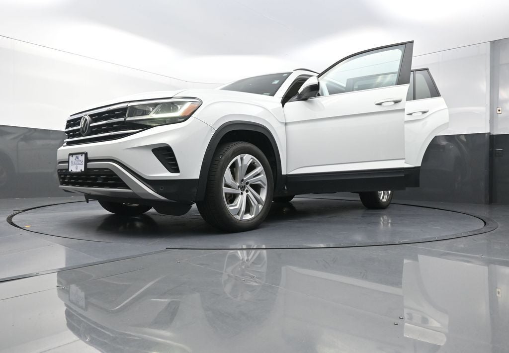 2022 Volkswagen Atlas 3.6L V6 SE w/Technology