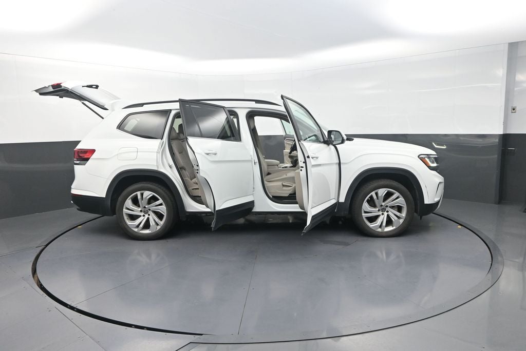 2022 Volkswagen Atlas 3.6L V6 SE w/Technology