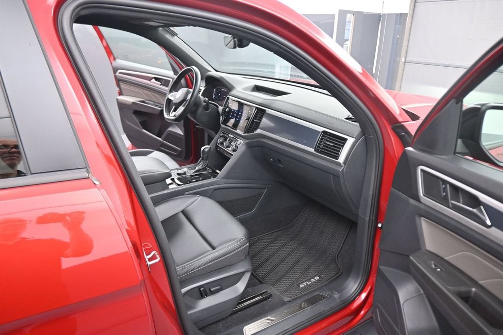 2023 Volkswagen Atlas Cross Sport 3.6L V6 SEL R-Line