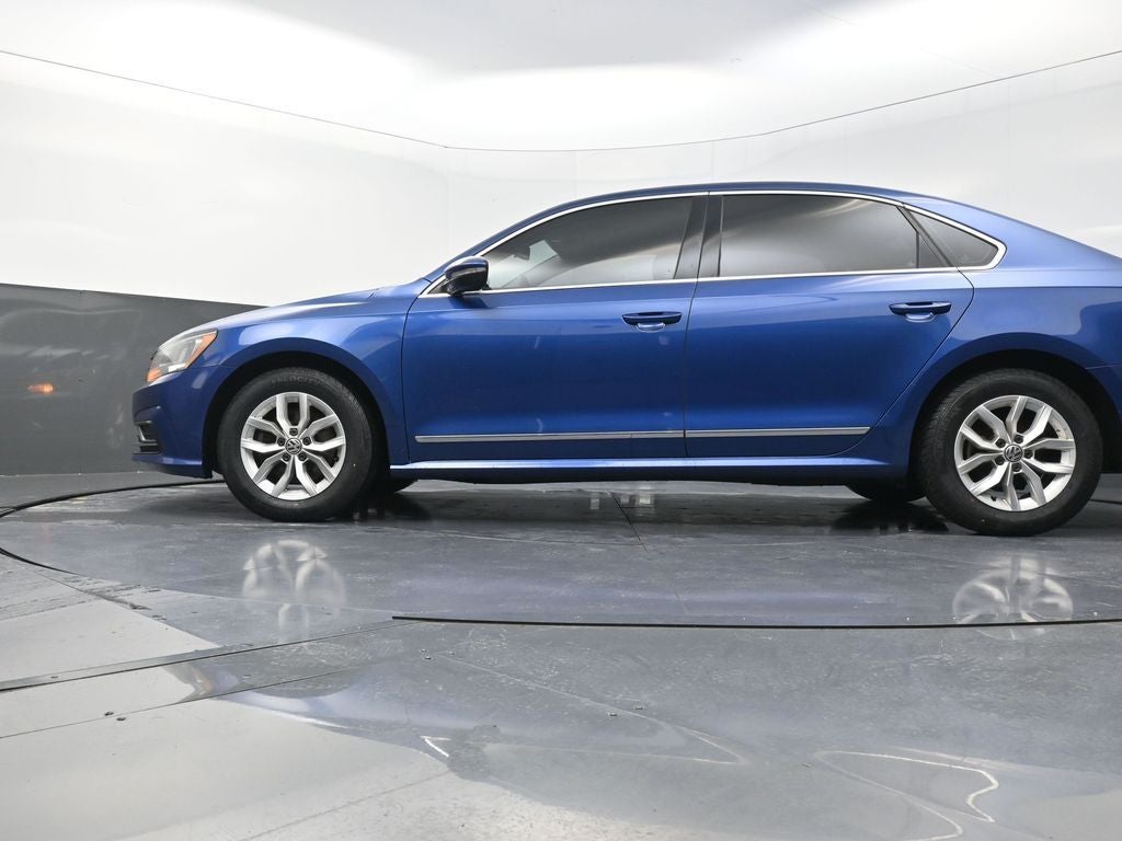 2017 Volkswagen Passat 1.8T S