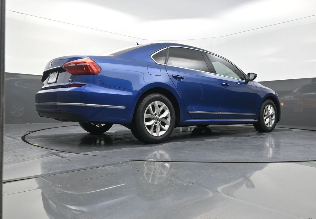 2017 Volkswagen Passat 1.8T S