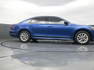 2017 Volkswagen Passat 1.8T S