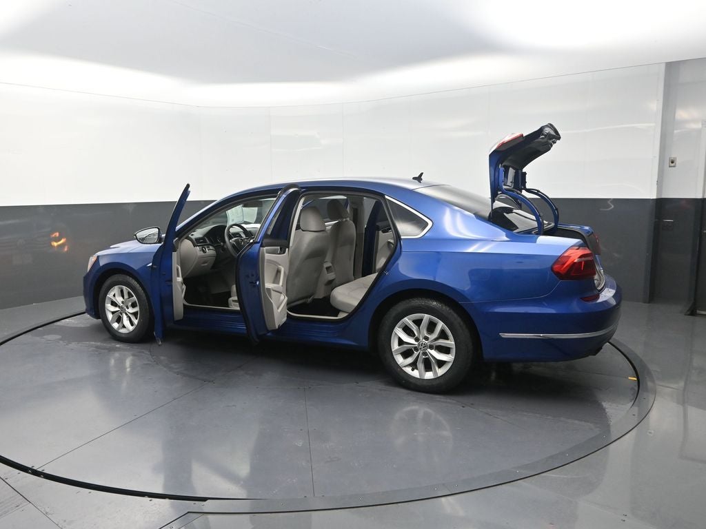2017 Volkswagen Passat 1.8T S