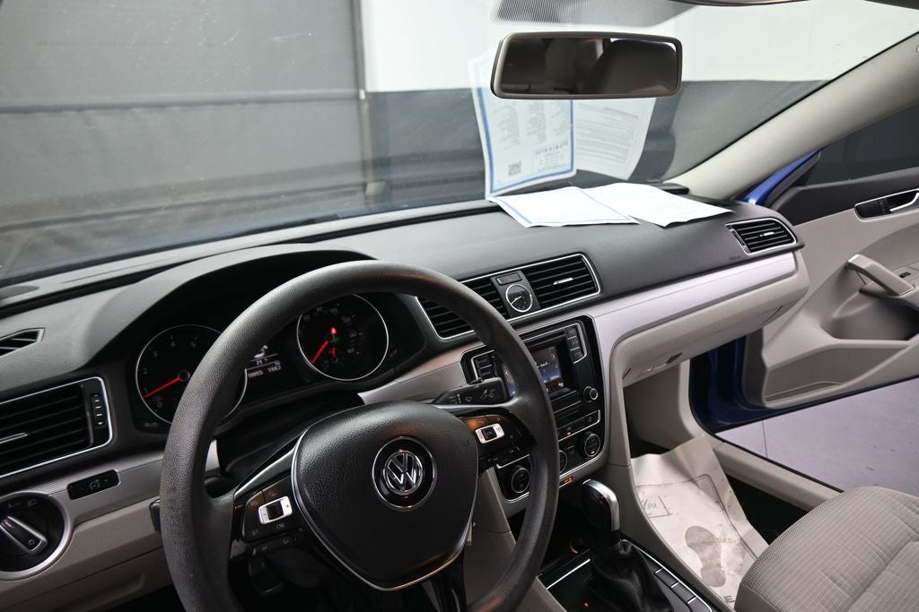 2017 Volkswagen Passat 1.8T S