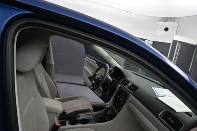 2017 Volkswagen Passat 1.8T S