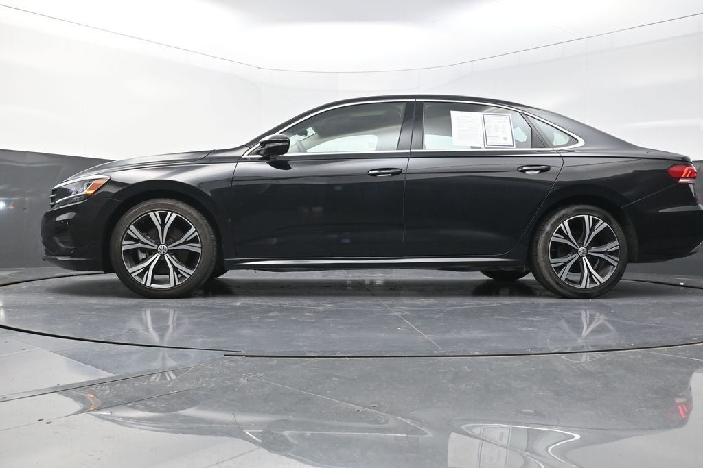 2022 Volkswagen Passat 2.0T SE