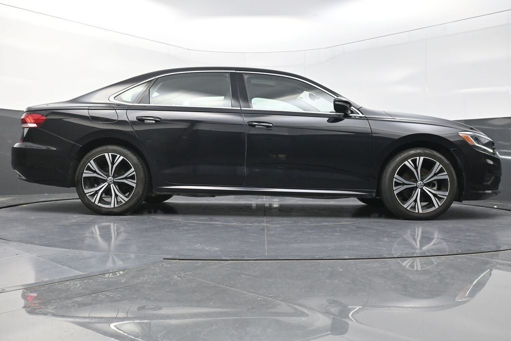 2022 Volkswagen Passat 2.0T SE