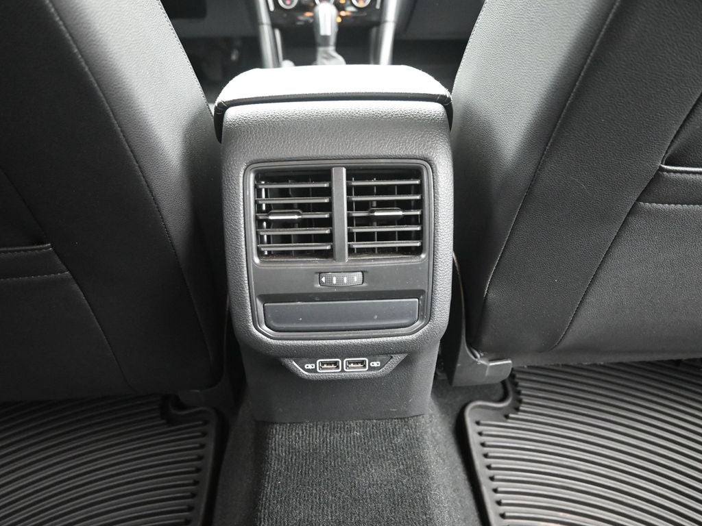 2022 Volkswagen Passat 2.0T SE