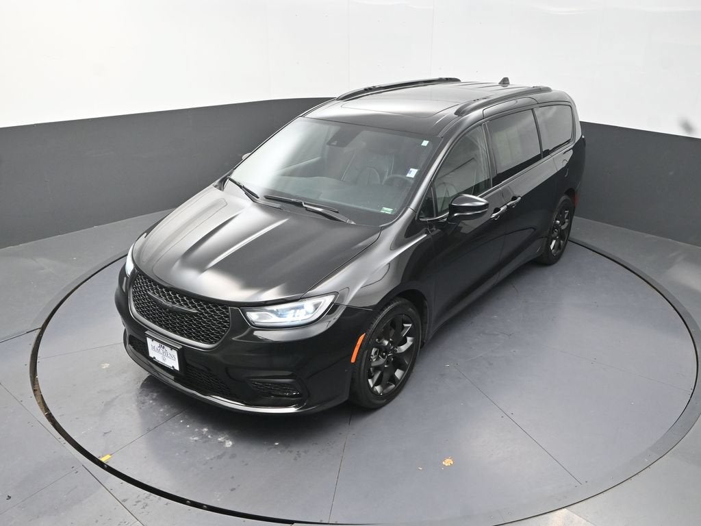 2025 Chrysler Pacifica Limited