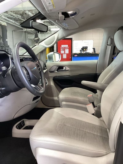 2018 Chrysler Pacifica Hybrid Touring Plus