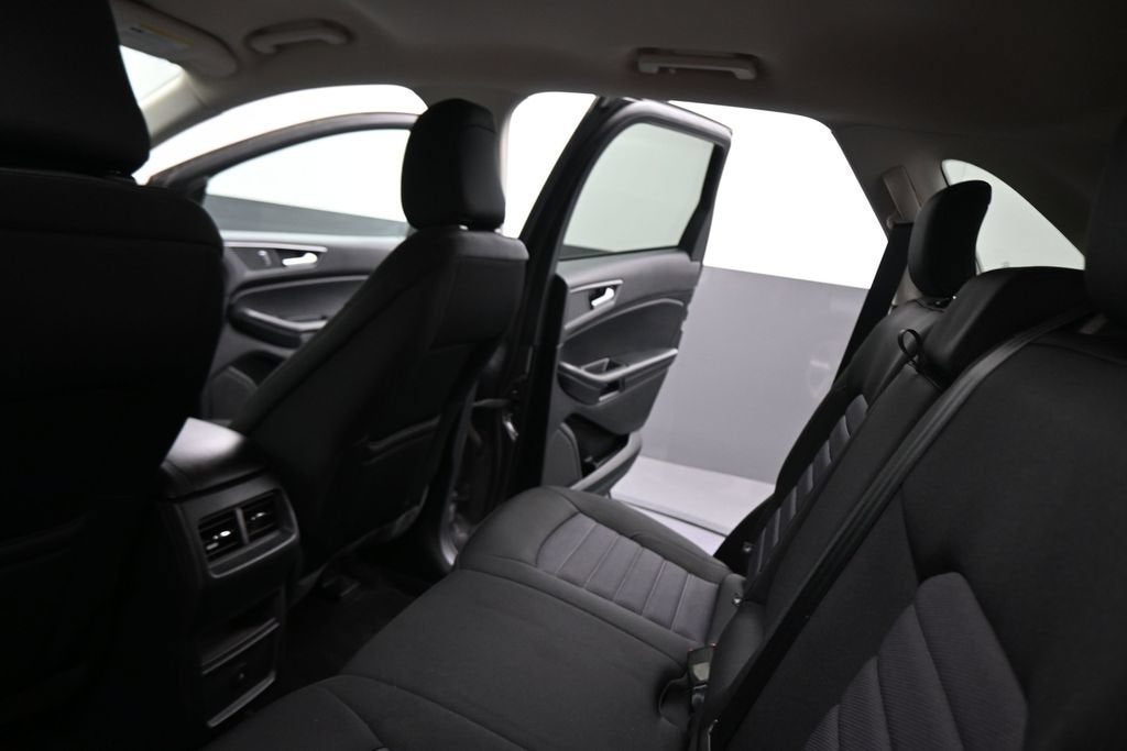 2023 Ford Edge SE