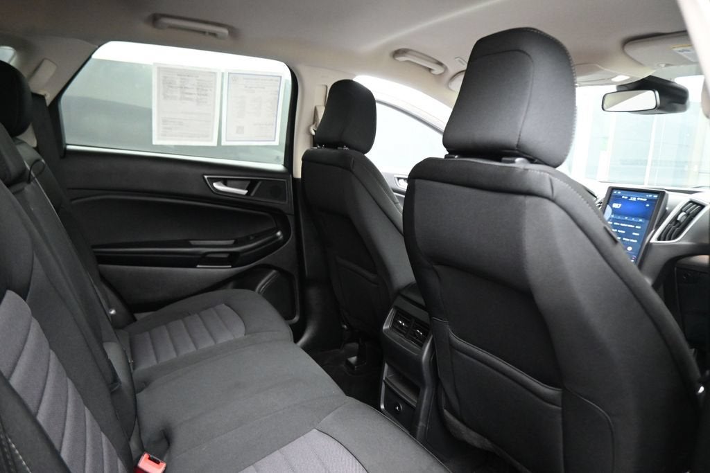 2023 Ford Edge SE
