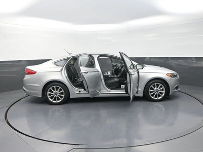 2018 Ford Fusion Energi SE Luxury