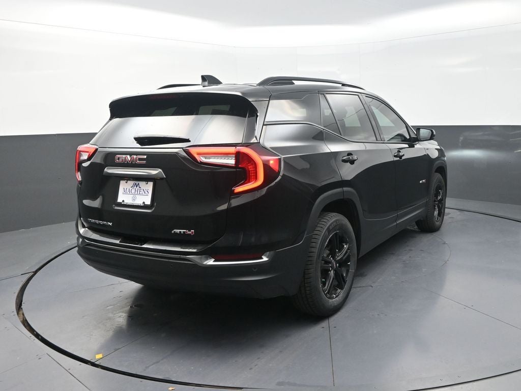 2022 GMC Terrain AT4