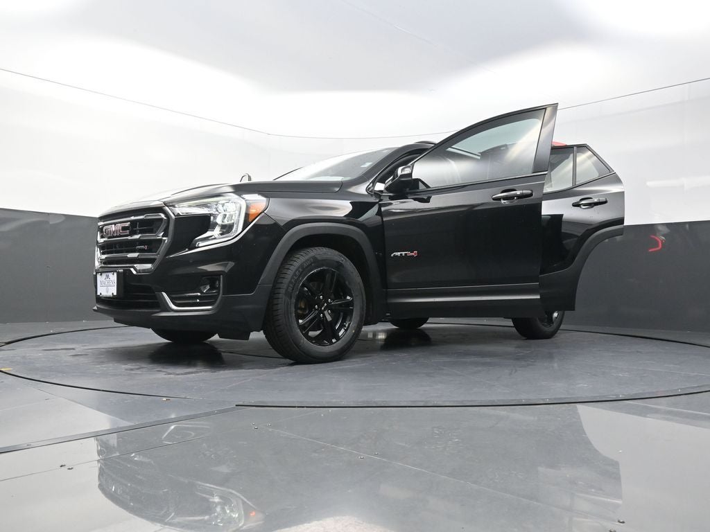 2022 GMC Terrain AT4