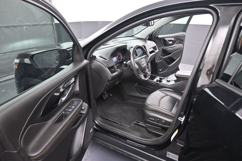 2022 GMC Terrain AT4