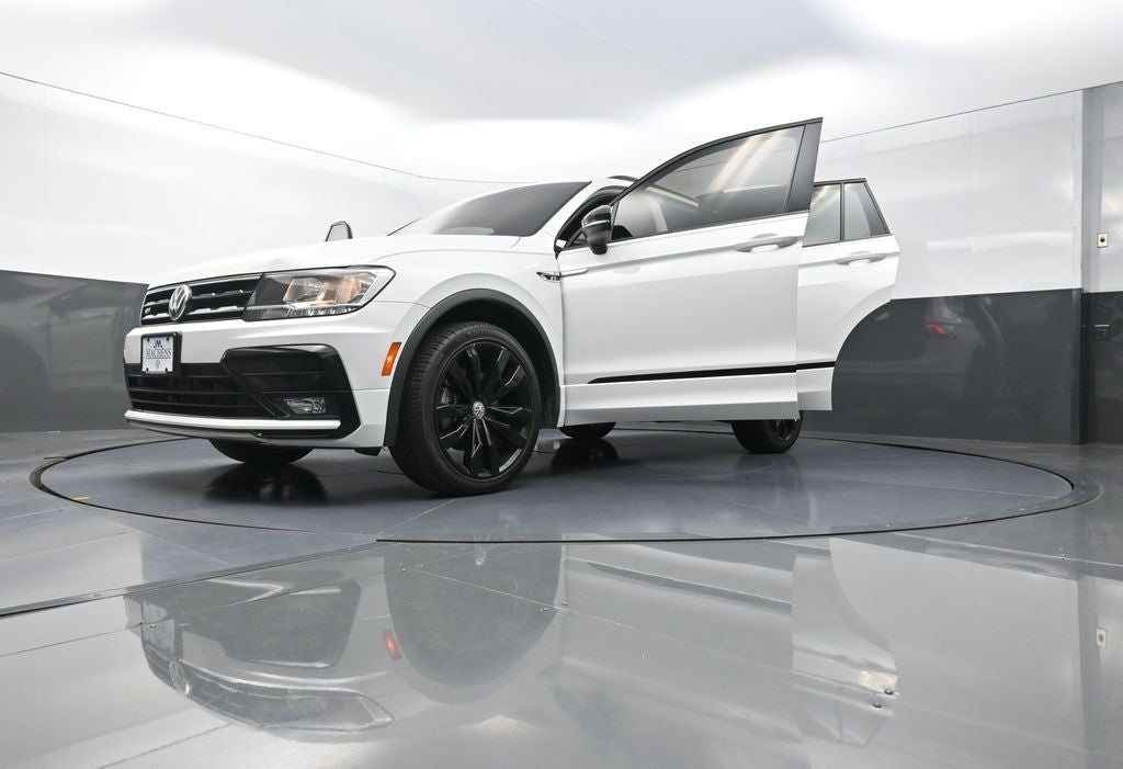 2021 Volkswagen Tiguan 2.0T SE R-Line Black