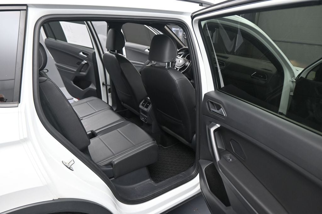 2021 Volkswagen Tiguan 2.0T SE R-Line Black