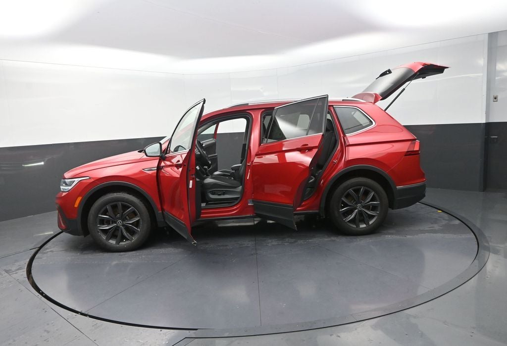 2023 Volkswagen Tiguan 2.0T SE