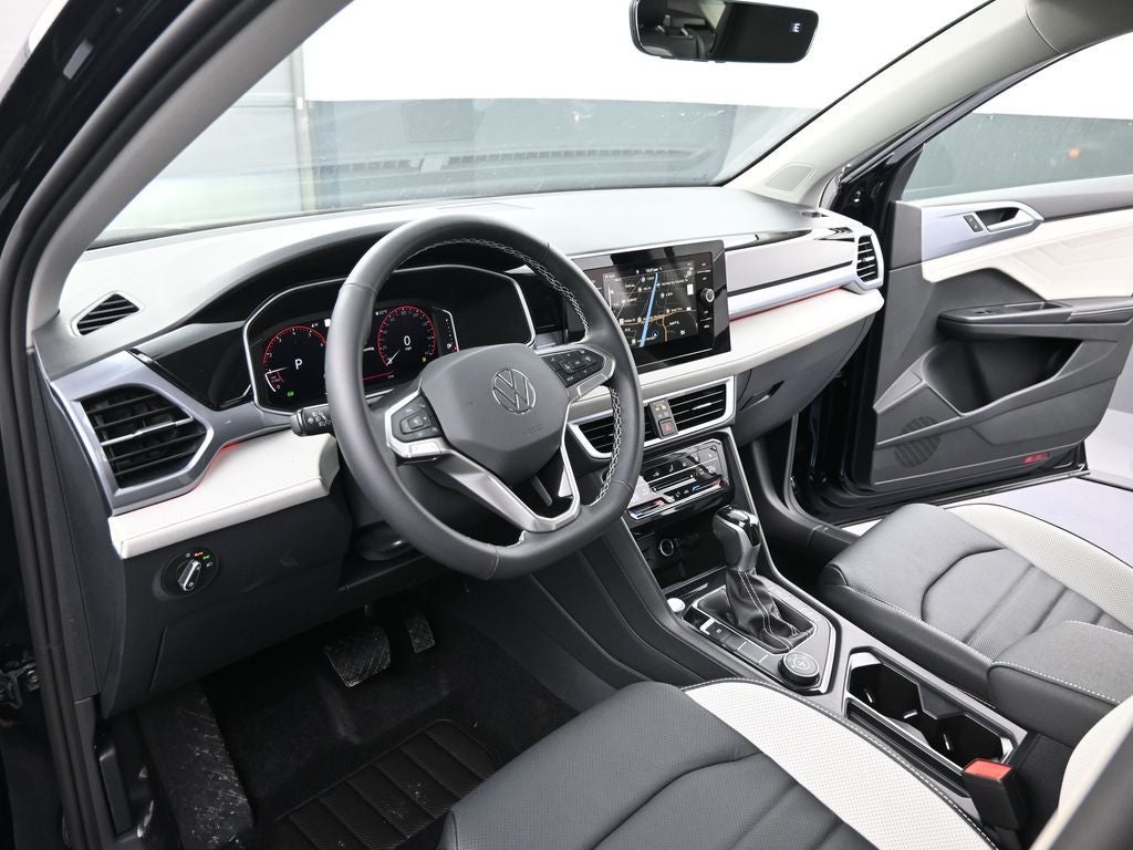 2025 Volkswagen Taos 1.5T SEL