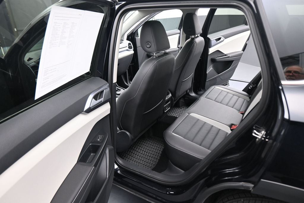 2025 Volkswagen Taos 1.5T SEL
