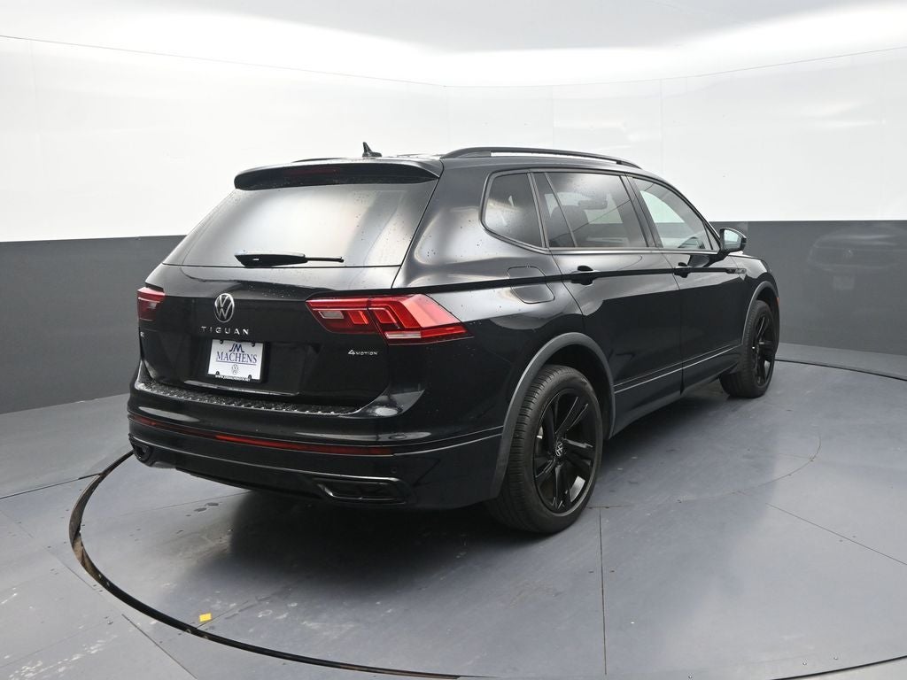 2024 Volkswagen Tiguan 2.0T SE R-Line Black