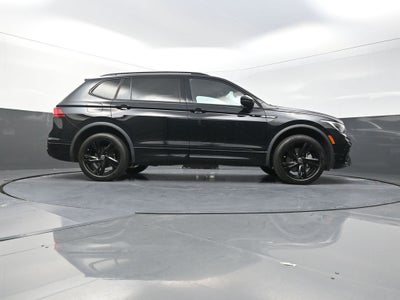 2024 Volkswagen Tiguan 2.0T SE R-Line Black