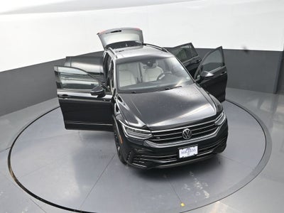 2024 Volkswagen Tiguan 2.0T SE R-Line Black
