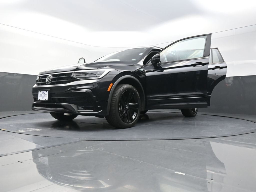 2024 Volkswagen Tiguan 2.0T SE R-Line Black
