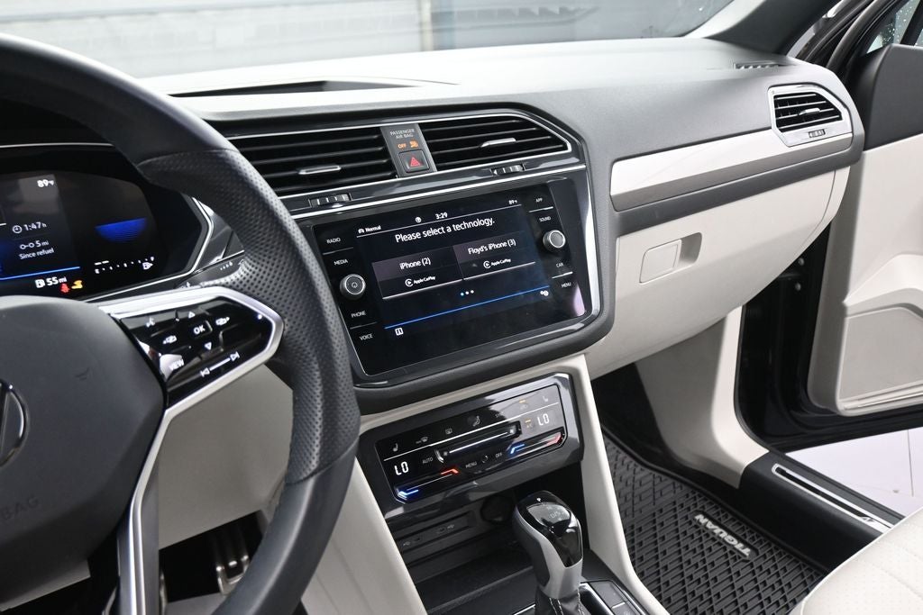 2024 Volkswagen Tiguan 2.0T SE R-Line Black