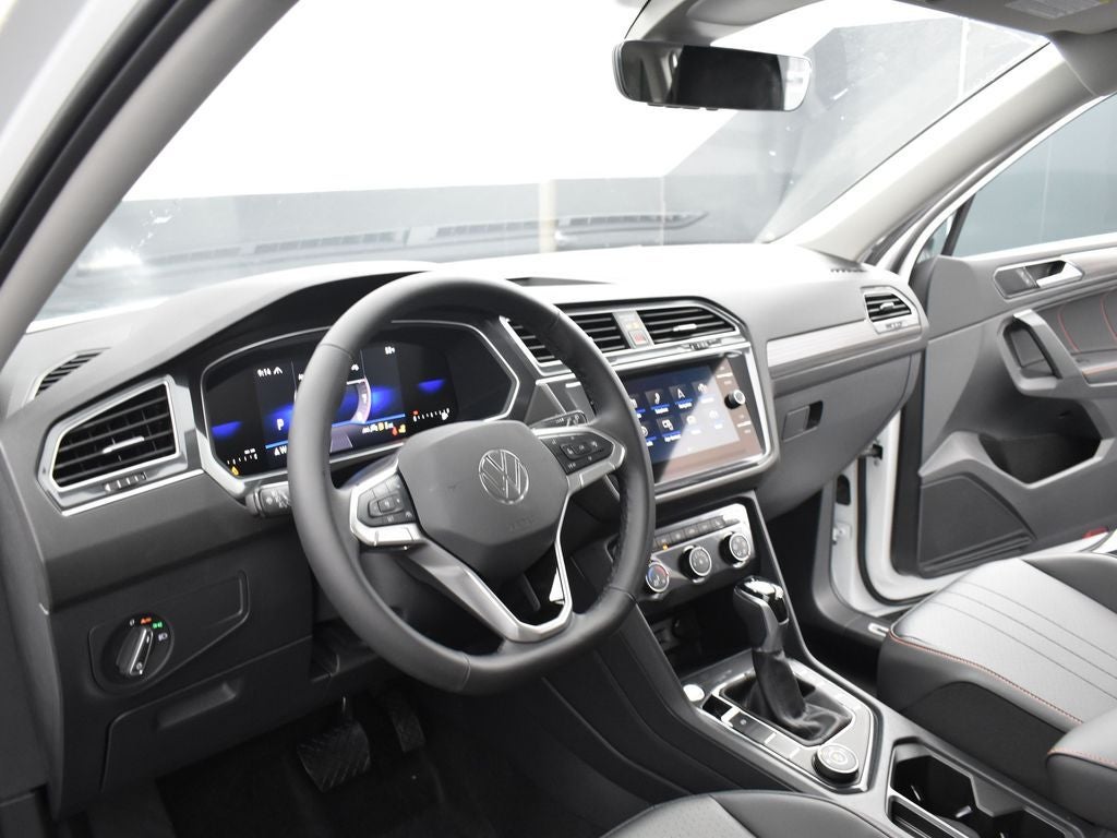 2024 Volkswagen Tiguan 2.0T Wolfsburg Edition