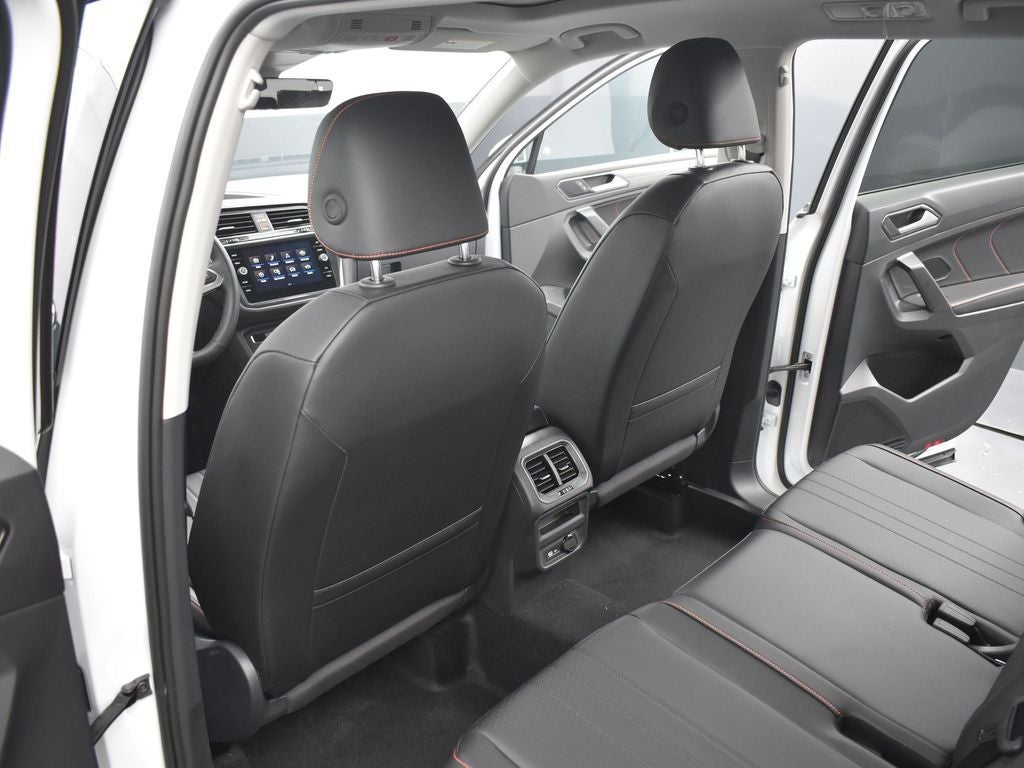 2024 Volkswagen Tiguan 2.0T Wolfsburg Edition
