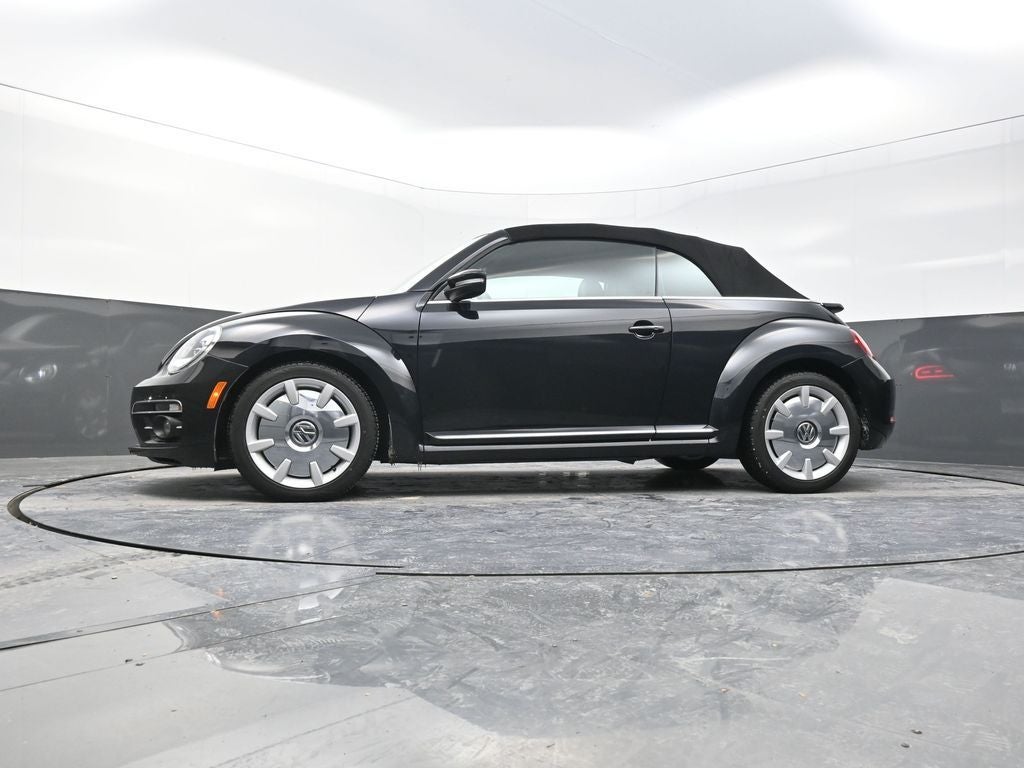 2018 Volkswagen Beetle 2.0T SE