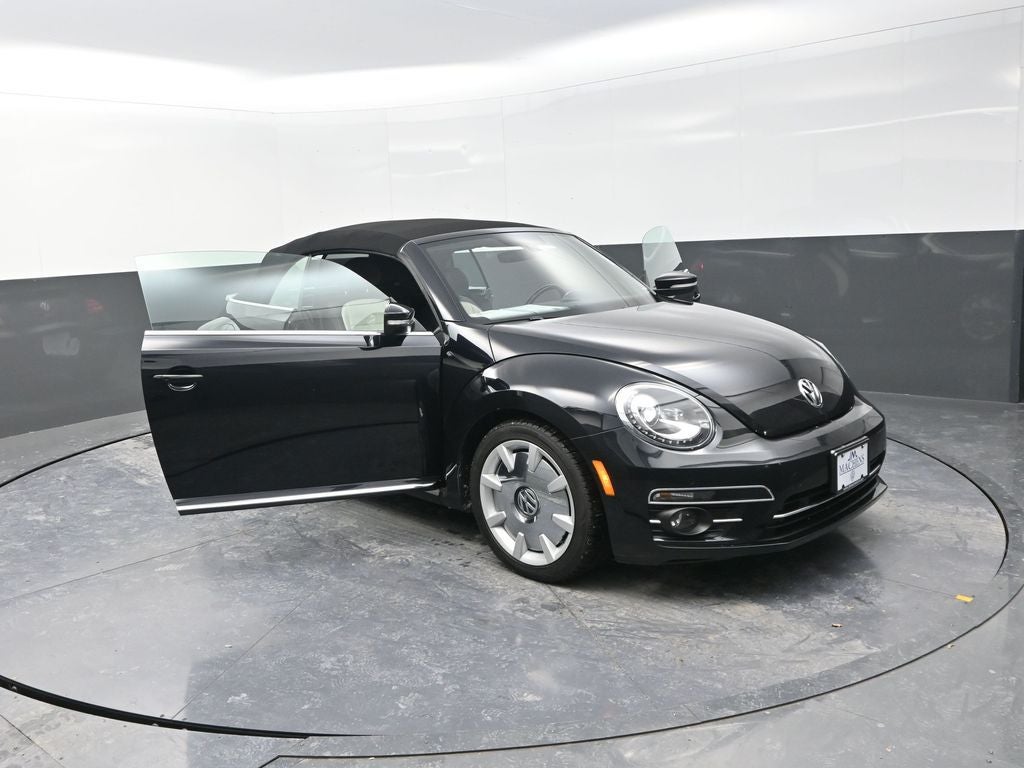 2018 Volkswagen Beetle 2.0T SE