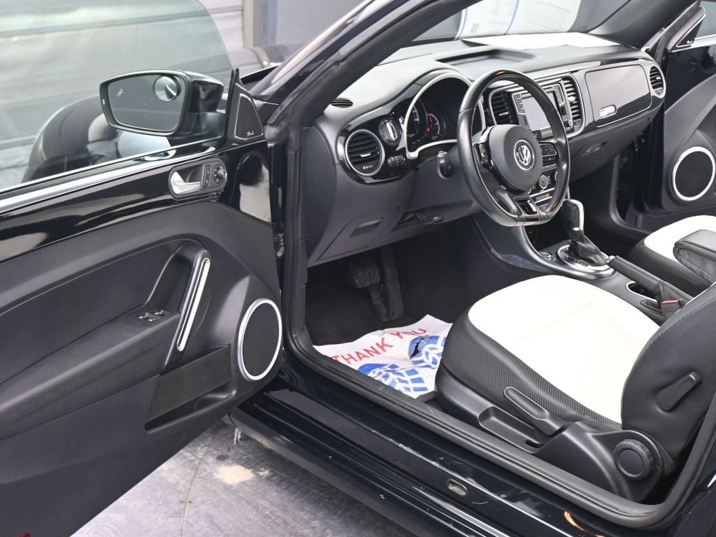 2018 Volkswagen Beetle 2.0T SE