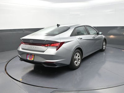 2021 Hyundai Elantra SE