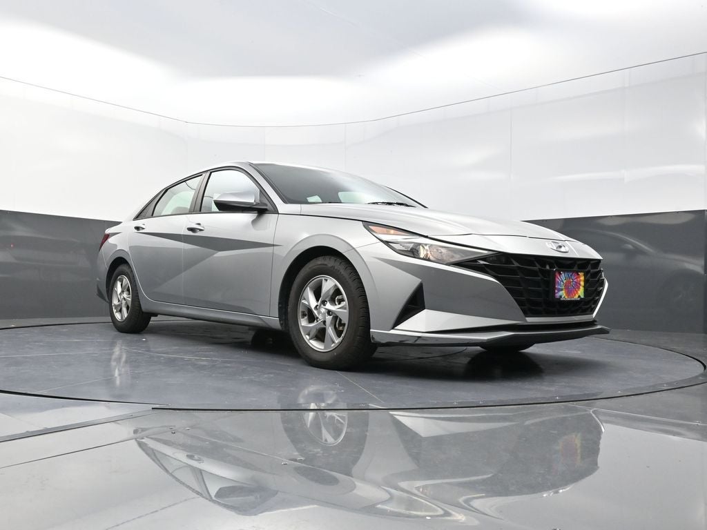 2021 Hyundai Elantra SE
