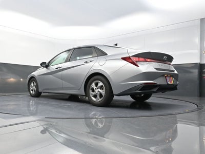 2021 Hyundai Elantra SE