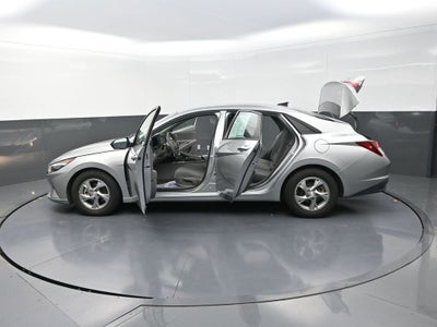 2021 Hyundai Elantra SE