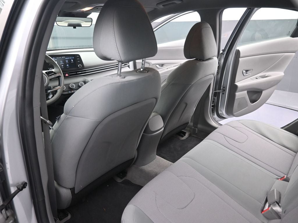 2021 Hyundai Elantra SE