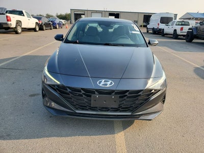 2021 Hyundai Elantra SE