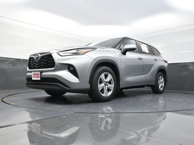 2024 Toyota Highlander LE