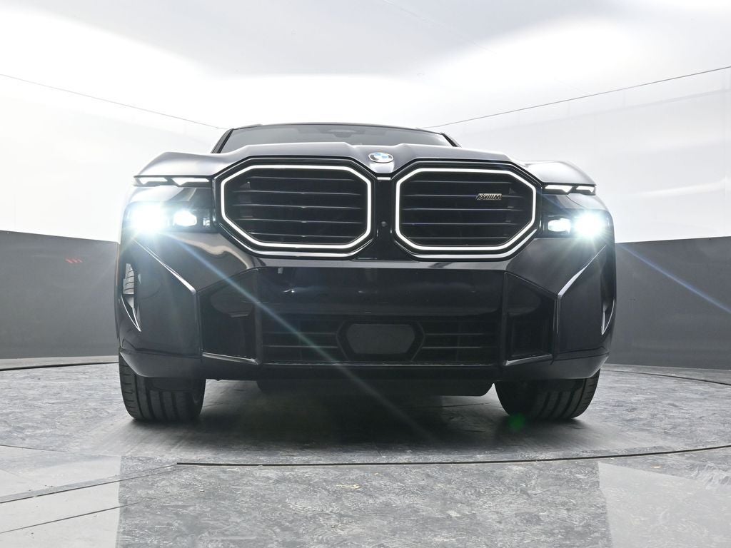 2024 BMW XM Base